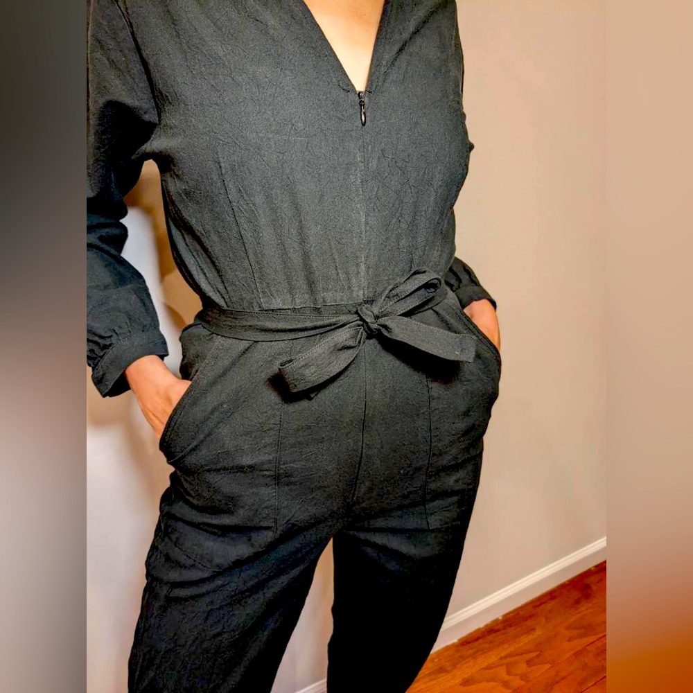 LOUP Mona Jumpsuit in Black XS; Comfortable and Chic!